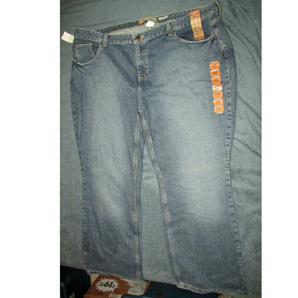 Old Navy 24 short plus stretch bootcut jeans nwt